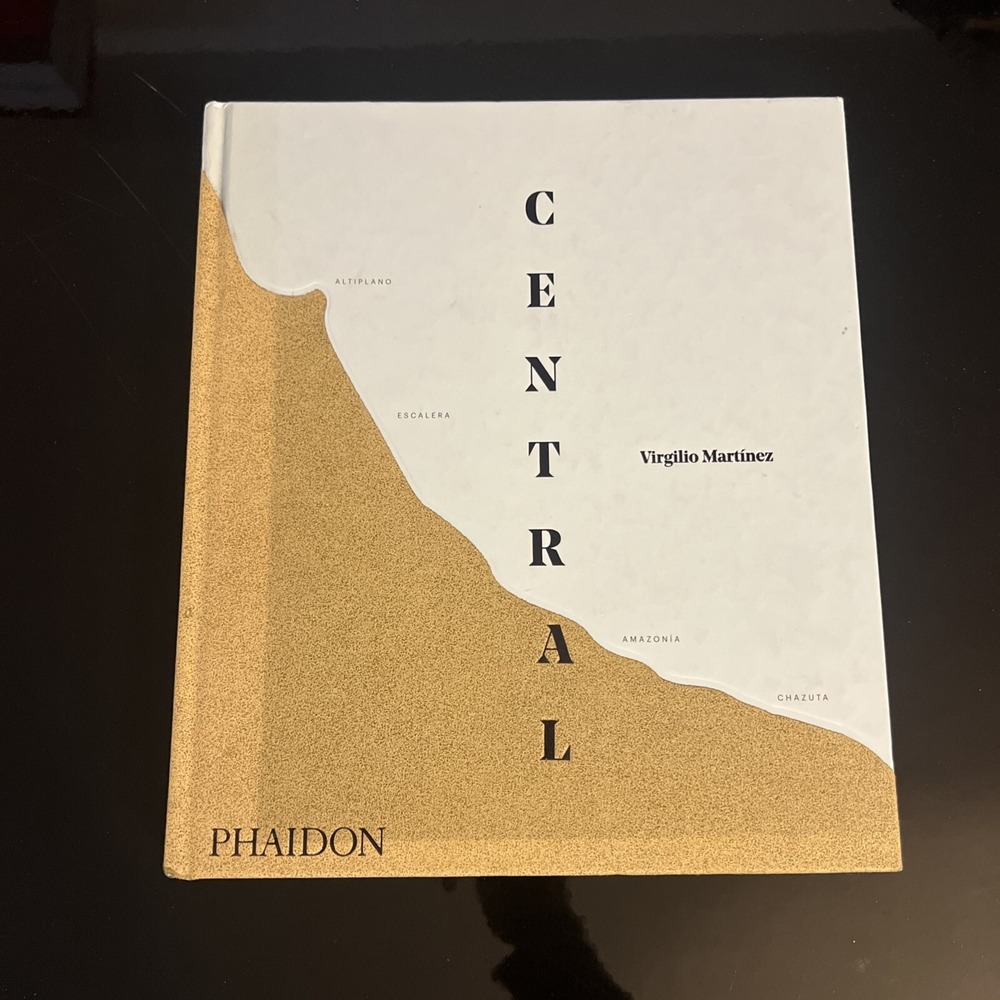 Central Virgilio Martinez Hardcover